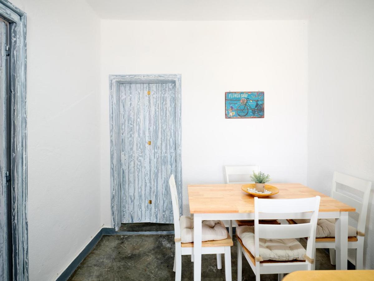 Willa Rosemary House Kímolos Zewnętrze zdjęcie